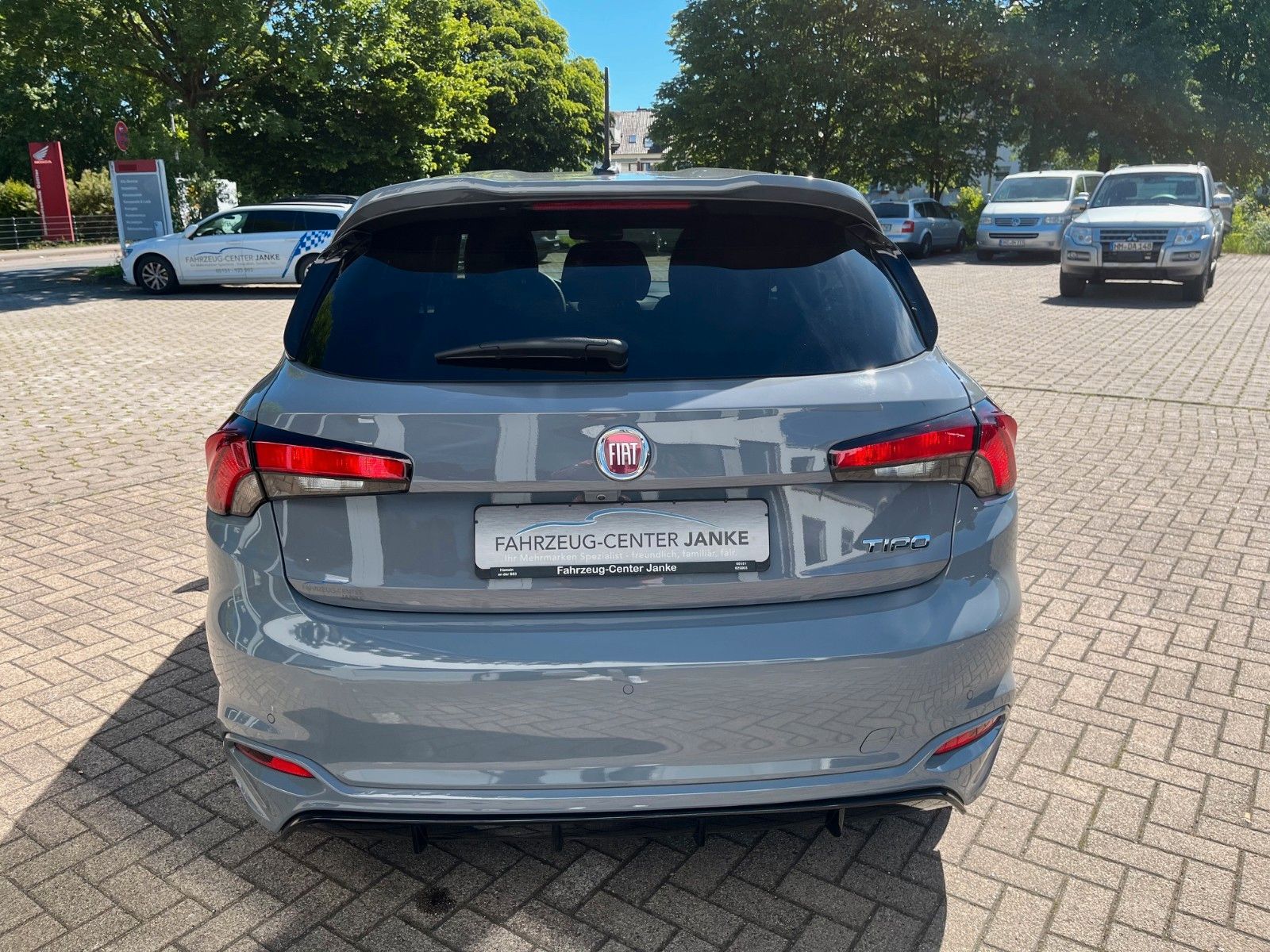 Fahrzeugabbildung Fiat Tipo Sport