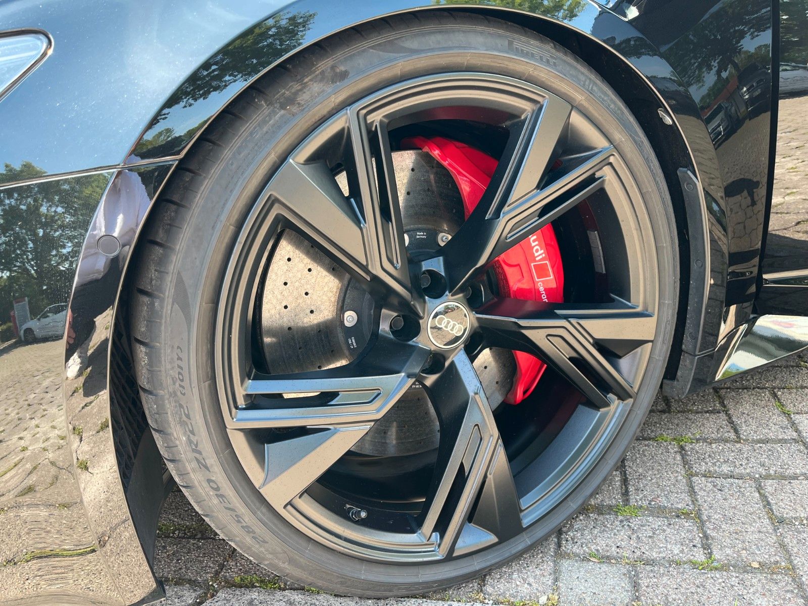Fahrzeugabbildung Audi RS 6 Avant 4.0 TFSI quattro BTM Tuning