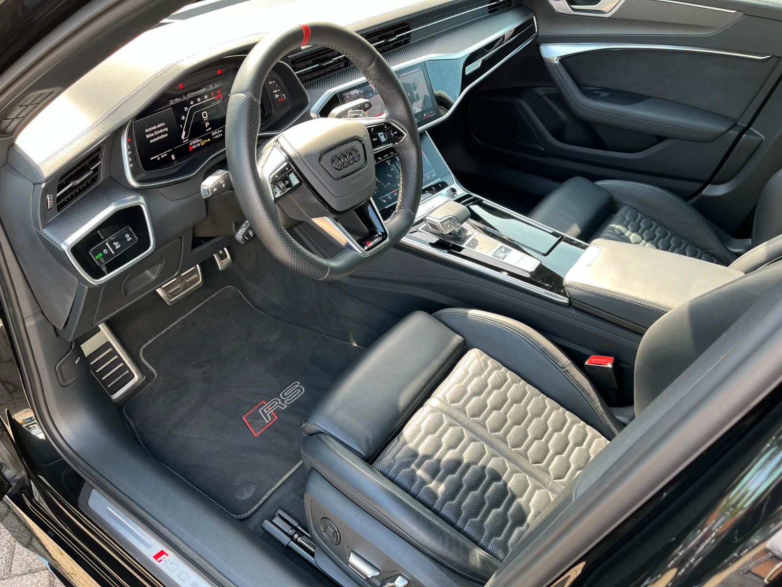 Fahrzeugabbildung Audi RS 6 Avant 4.0 TFSI quattro BTM Tuning