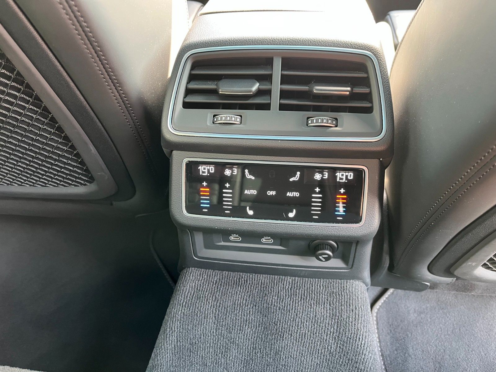 Fahrzeugabbildung Audi RS 6 Avant 4.0 TFSI quattro BTM Tuning