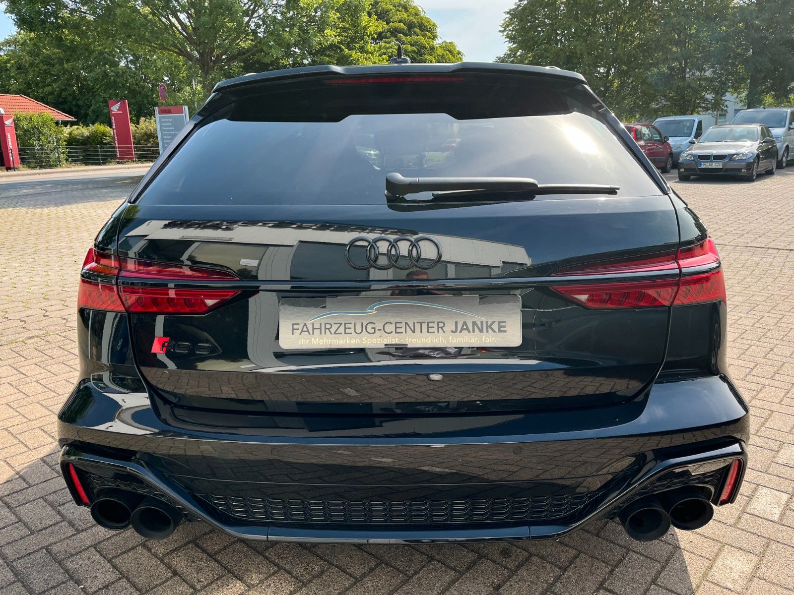 Fahrzeugabbildung Audi RS 6 Avant 4.0 TFSI quattro BTM Tuning