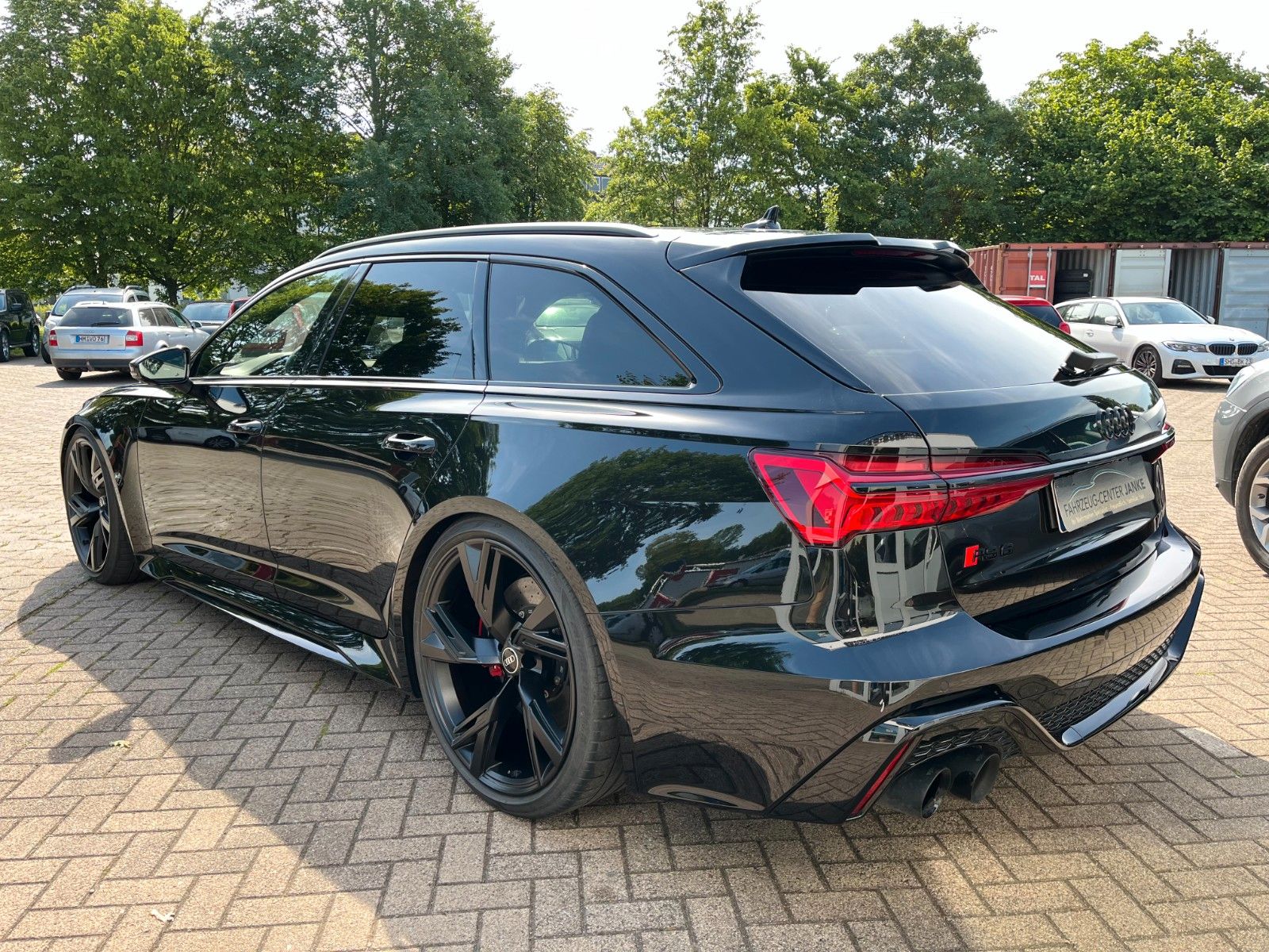 Fahrzeugabbildung Audi RS 6 Avant 4.0 TFSI quattro BTM Tuning