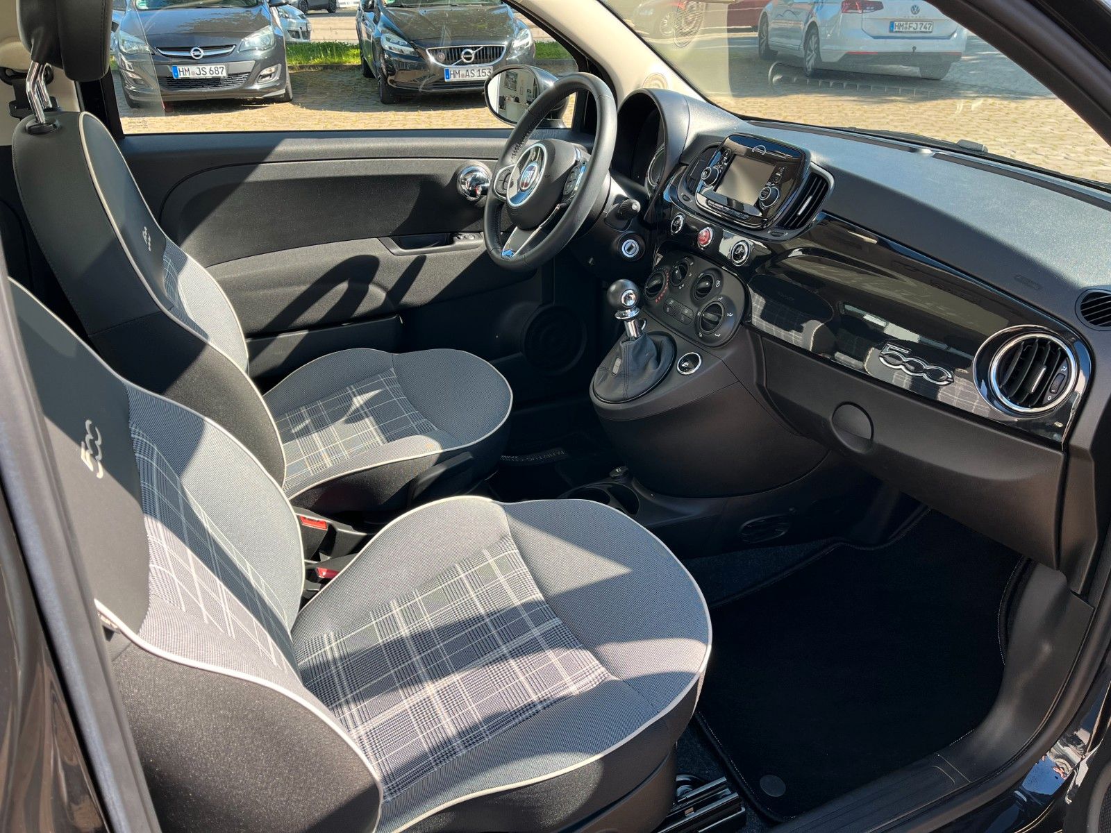 Fahrzeugabbildung Fiat 500 Lounge