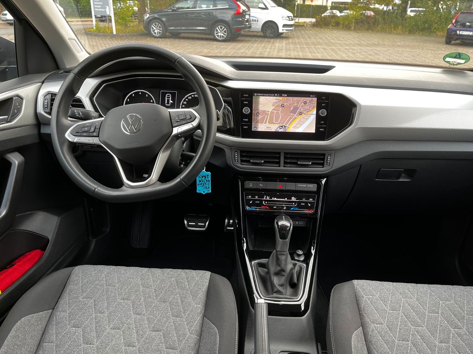 Fahrzeugabbildung Volkswagen T-Cross Move DSG +AHK/NAVI+