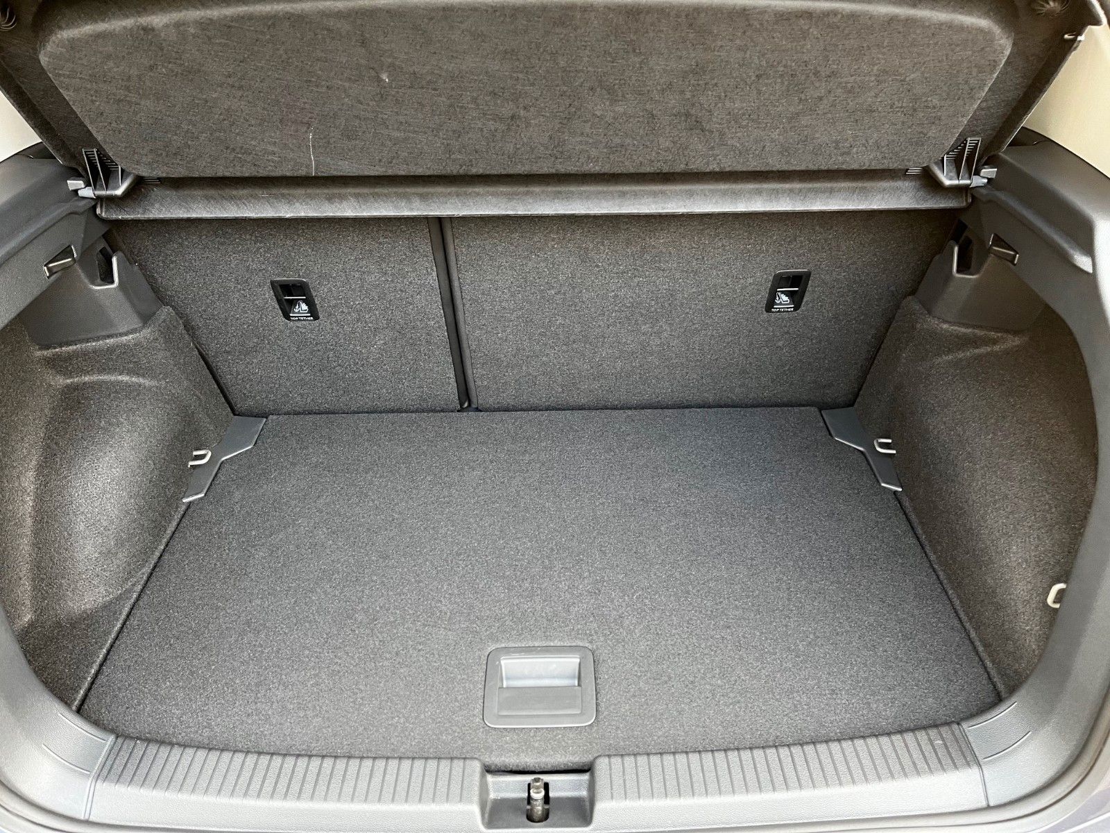 Fahrzeugabbildung Volkswagen T-Cross Move DSG +AHK/NAVI+