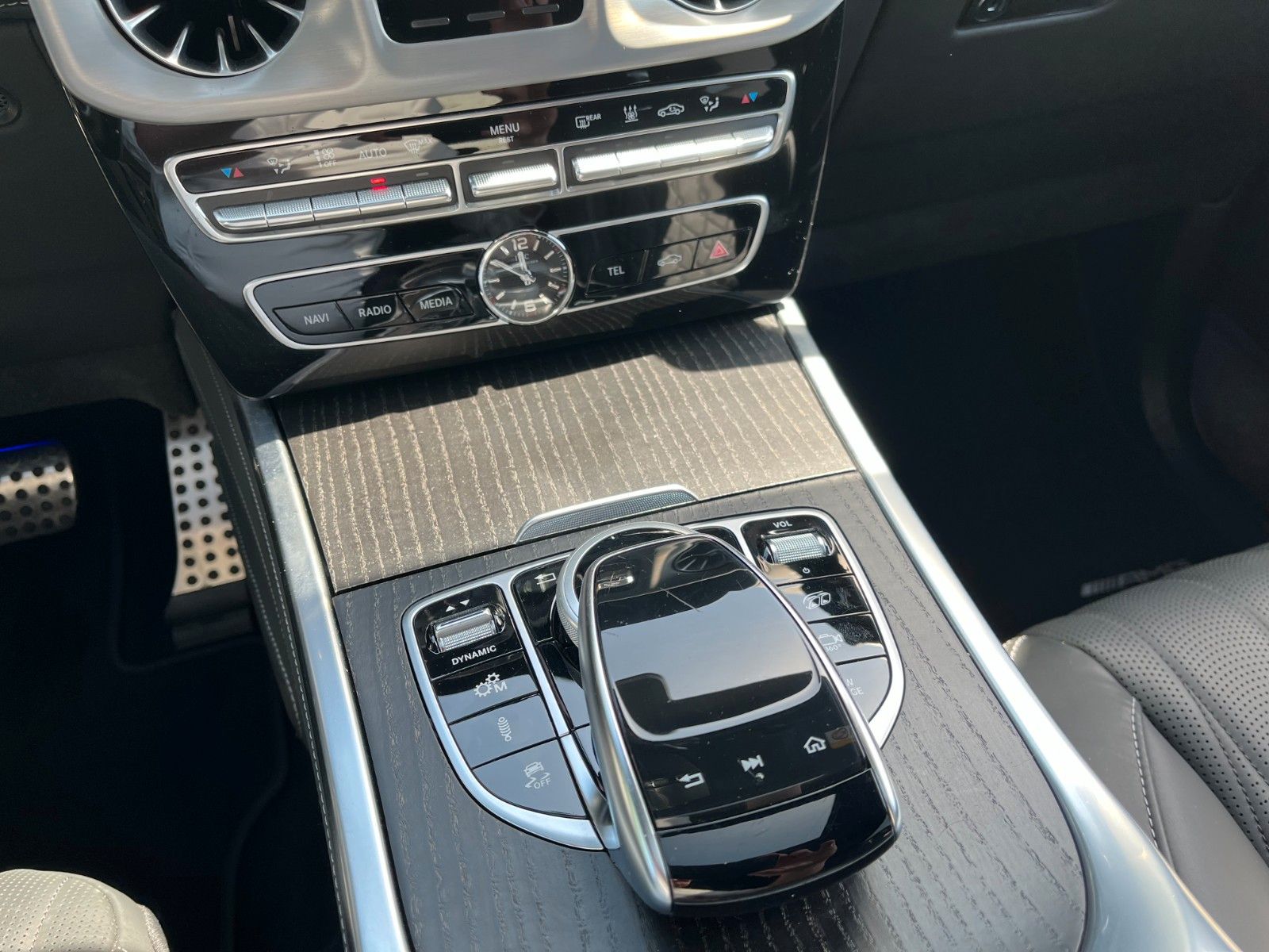 Fahrzeugabbildung Mercedes-Benz G 63 AMG +Burmeister/AHK/Standheizung+