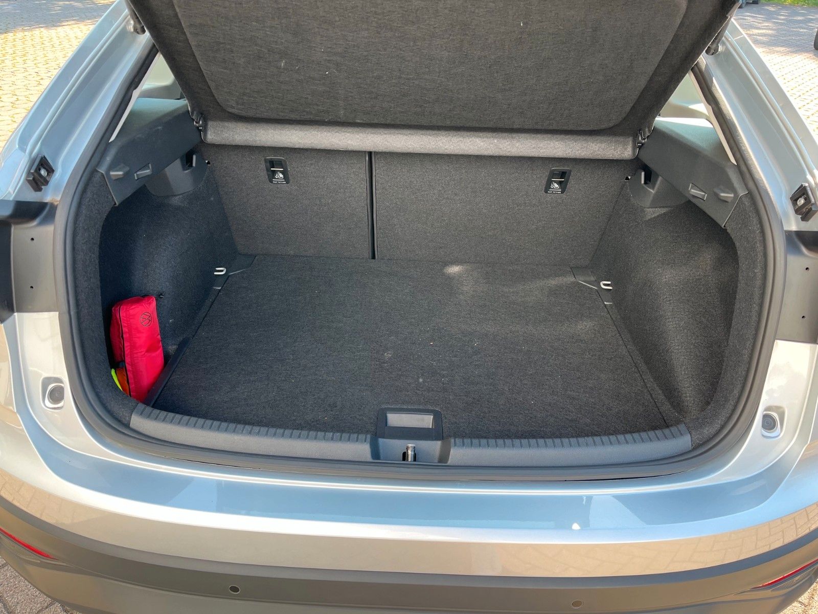 Fahrzeugabbildung Volkswagen Taigo +Sitzheizung/CarPlay/LED+