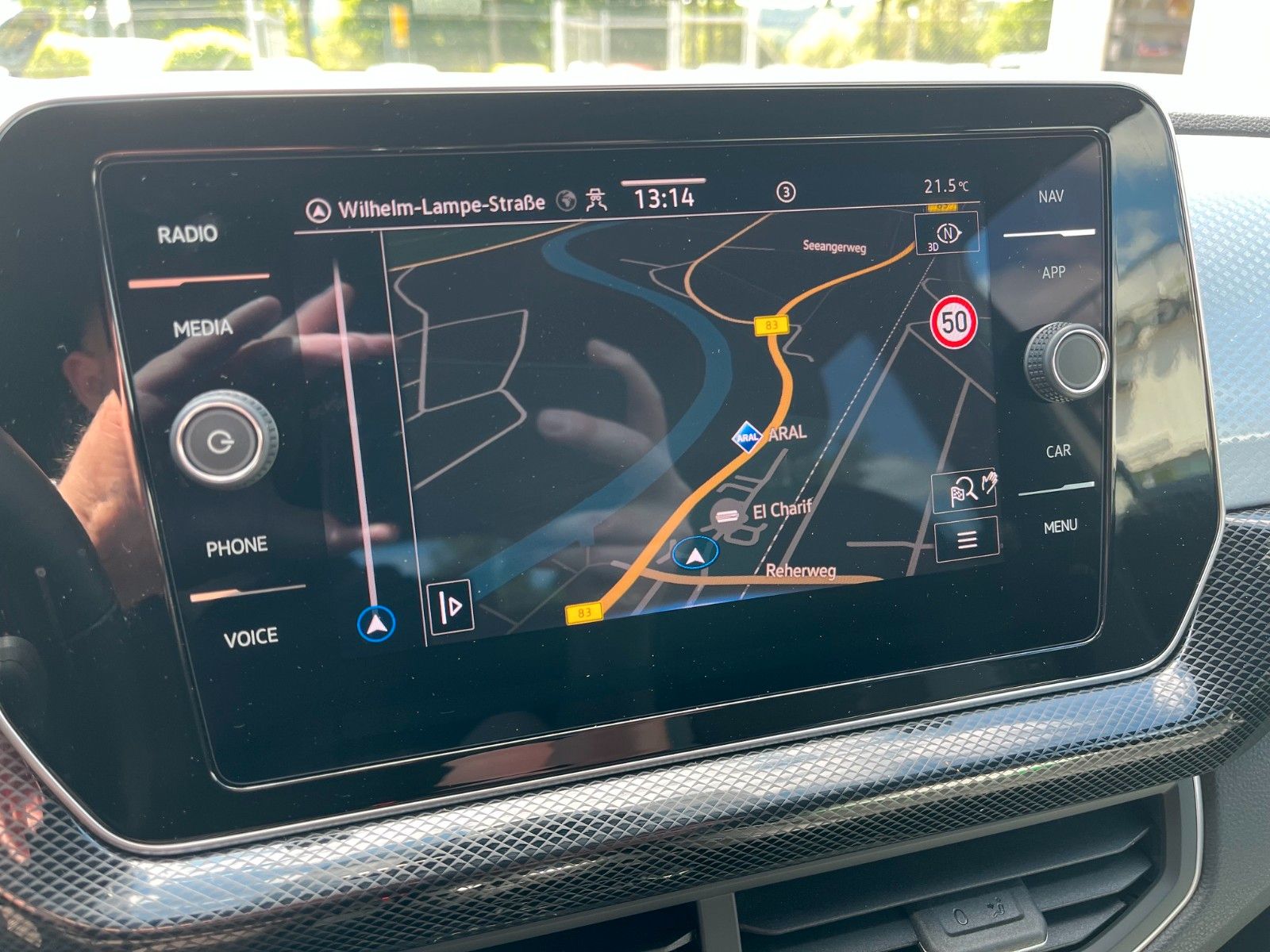 Fahrzeugabbildung Volkswagen T-Cross 1.0 TSI  Energy +LED/DAB/Kamera/AHK+