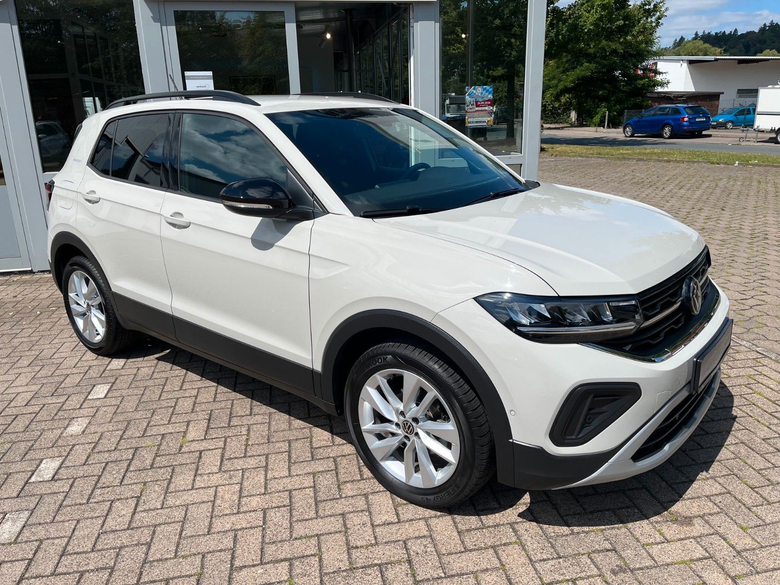 Fahrzeugabbildung Volkswagen T-Cross 1.0 TSI  Energy +LED/DAB/Kamera/AHK+