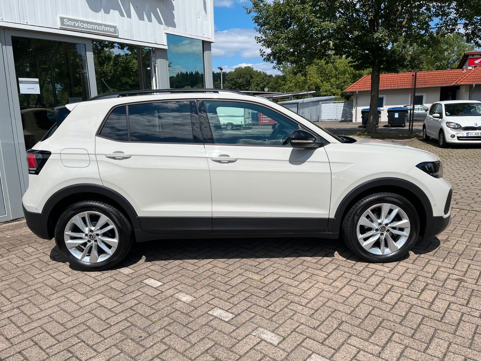 Fahrzeugabbildung Volkswagen T-Cross 1.0 TSI  Energy +LED/DAB/Kamera/AHK+