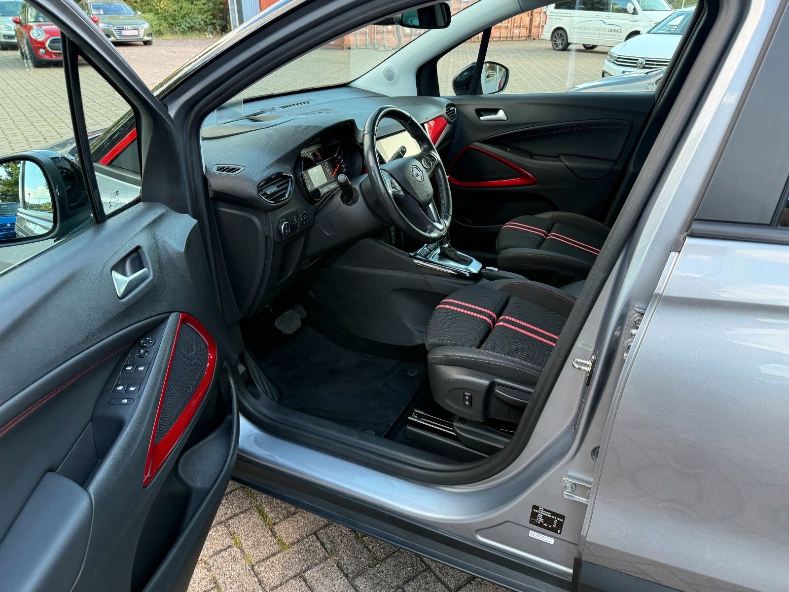 Fahrzeugabbildung Opel Crossland GS-Line,Navi,Head-up,SHZ,LHZ,RFK,Autom