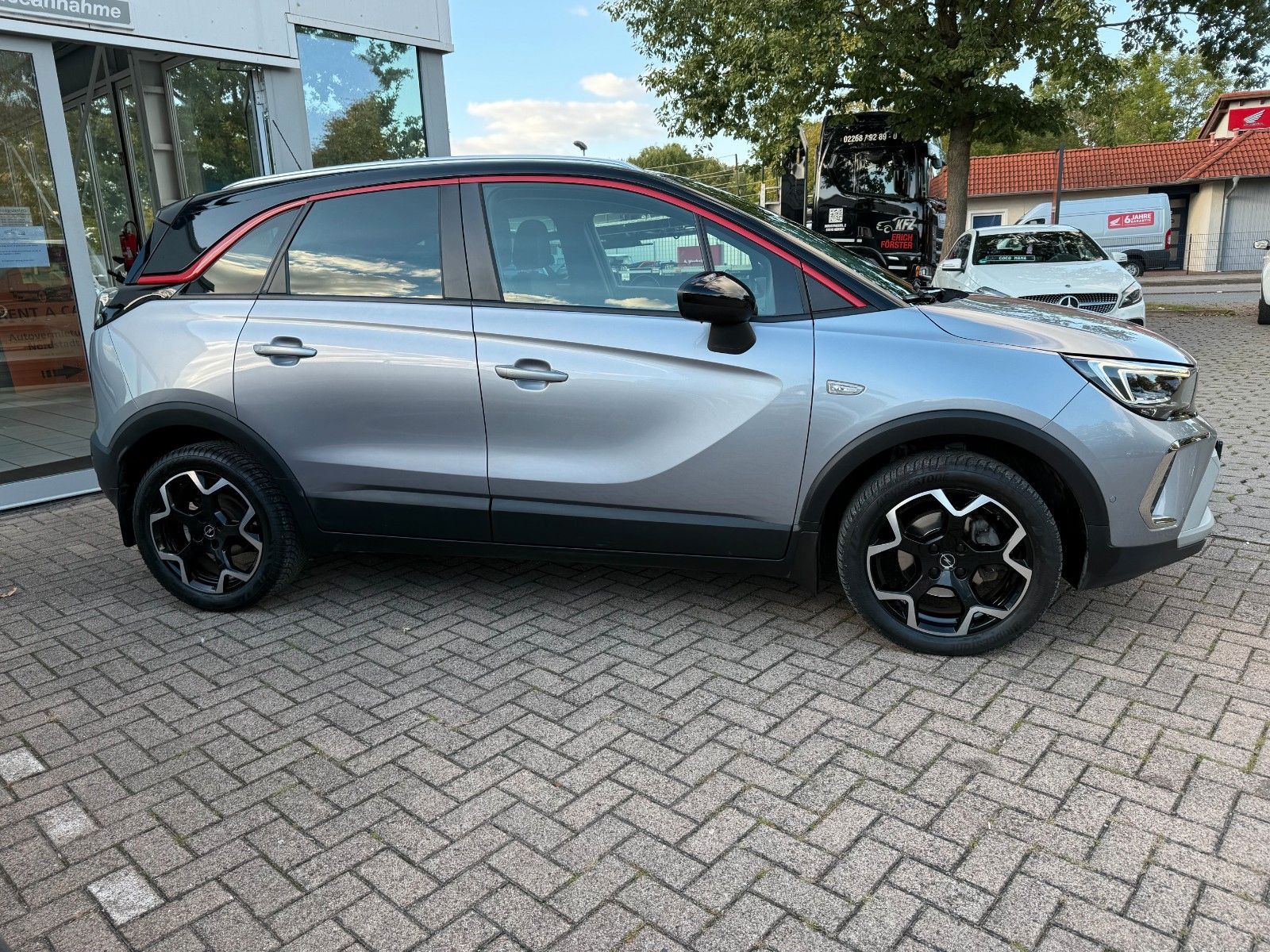 Fahrzeugabbildung Opel Crossland GS-Line,Navi,Head-up,SHZ,LHZ,RFK,Autom
