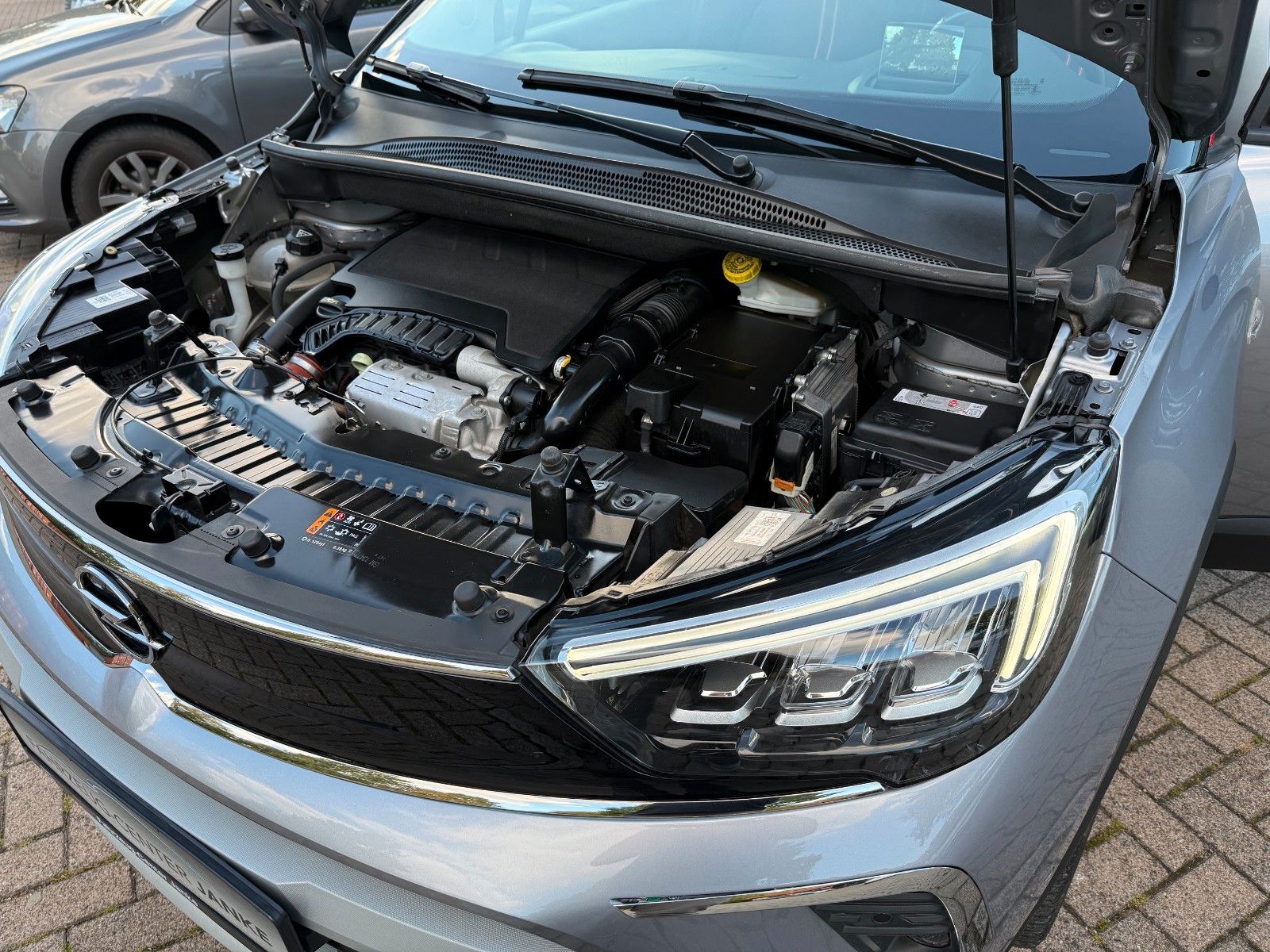 Fahrzeugabbildung Opel Crossland GS-Line,Navi,Head-up,SHZ,LHZ,RFK,Autom