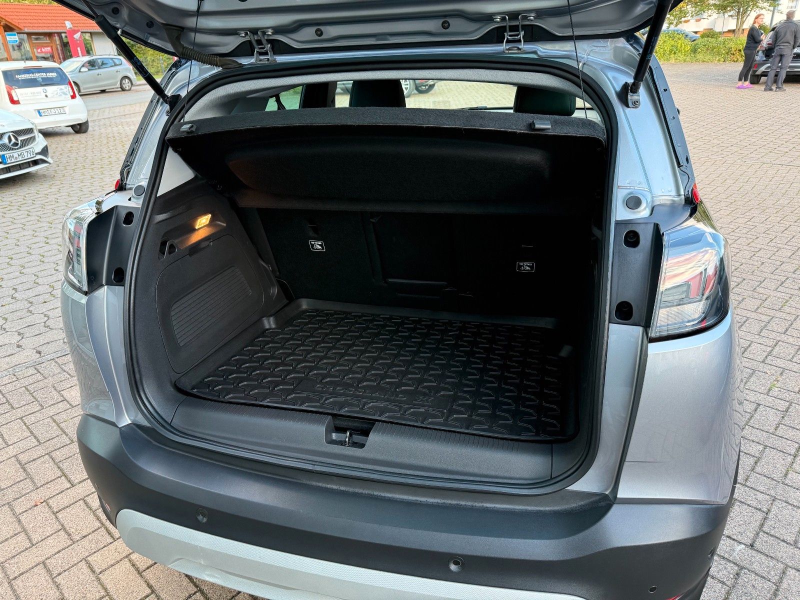 Fahrzeugabbildung Opel Crossland GS-Line,Navi,Head-up,SHZ,LHZ,RFK,Autom