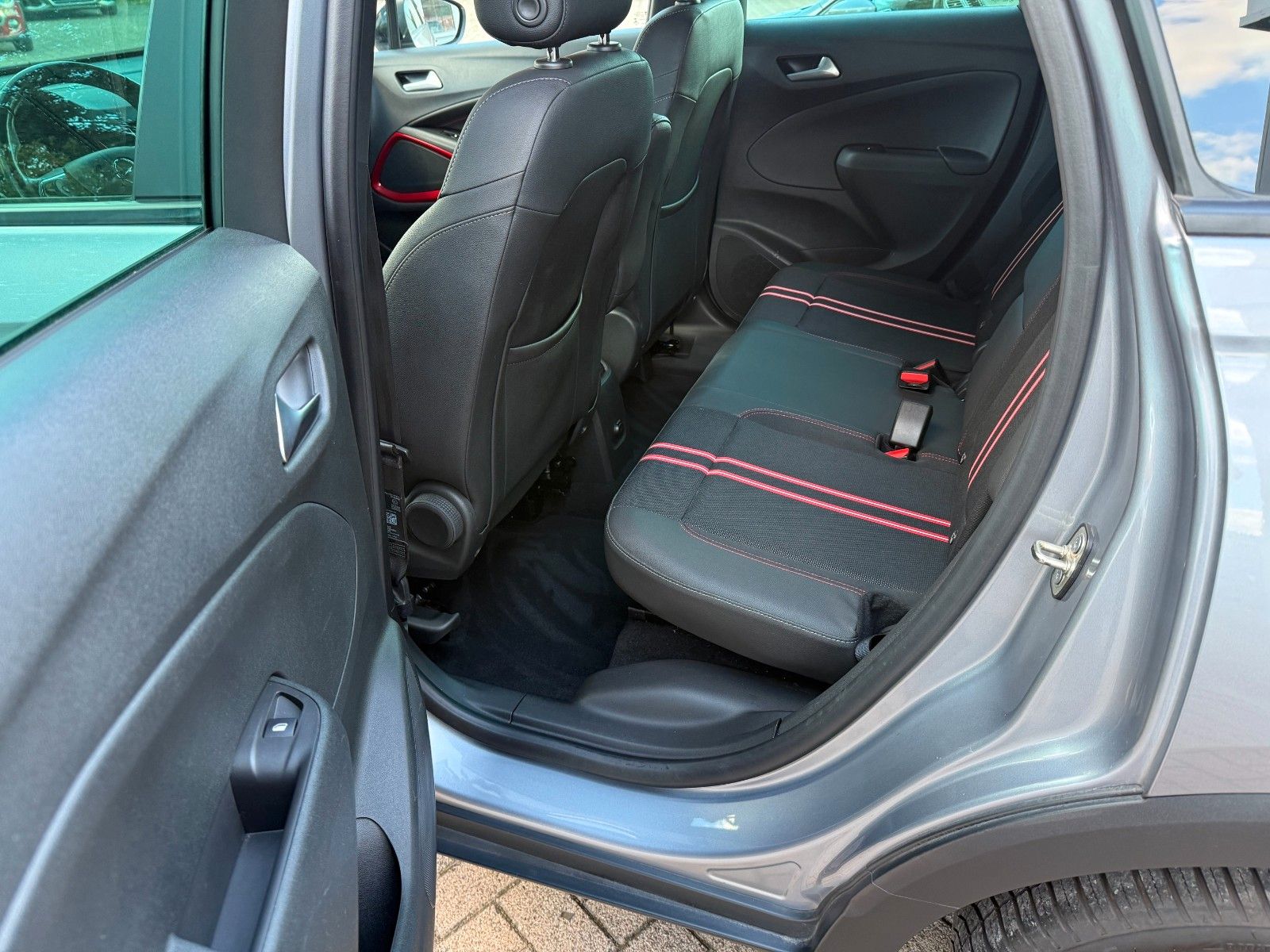 Fahrzeugabbildung Opel Crossland GS-Line,Navi,Head-up,SHZ,LHZ,RFK,Autom