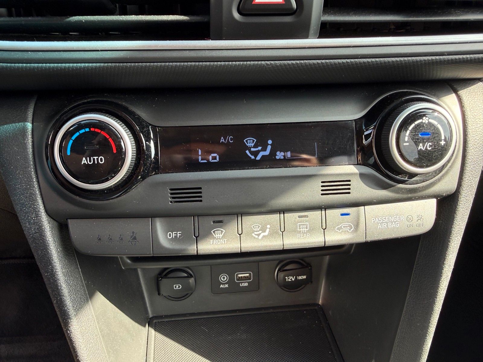 Fahrzeugabbildung Hyundai Kona Advantage 2WD,Navi,Shz,Lhz,Rfk