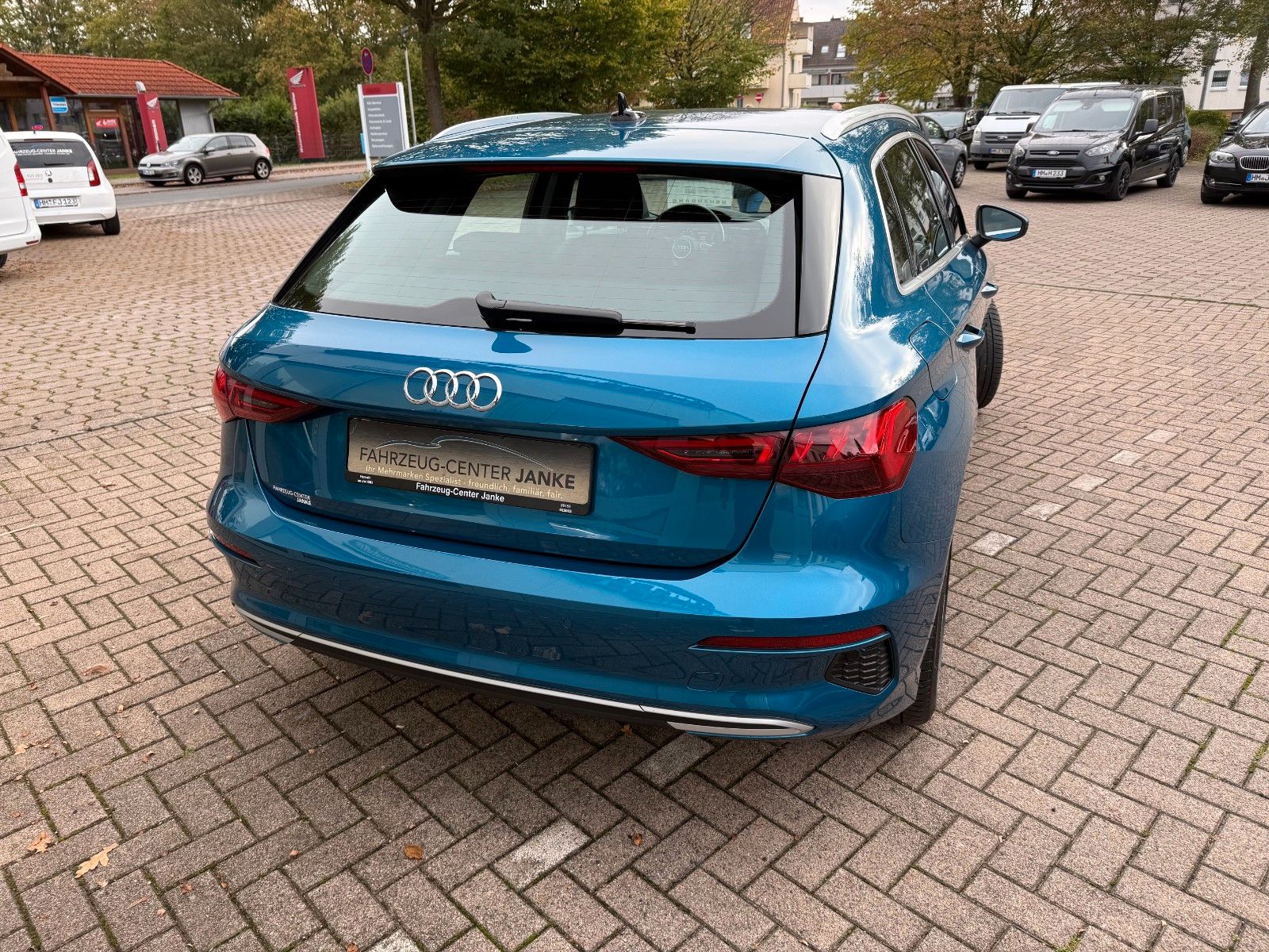 Fahrzeugabbildung Audi A3 Sportback35TFSI advaMatrix,SHZ.APP,DSG,Headup