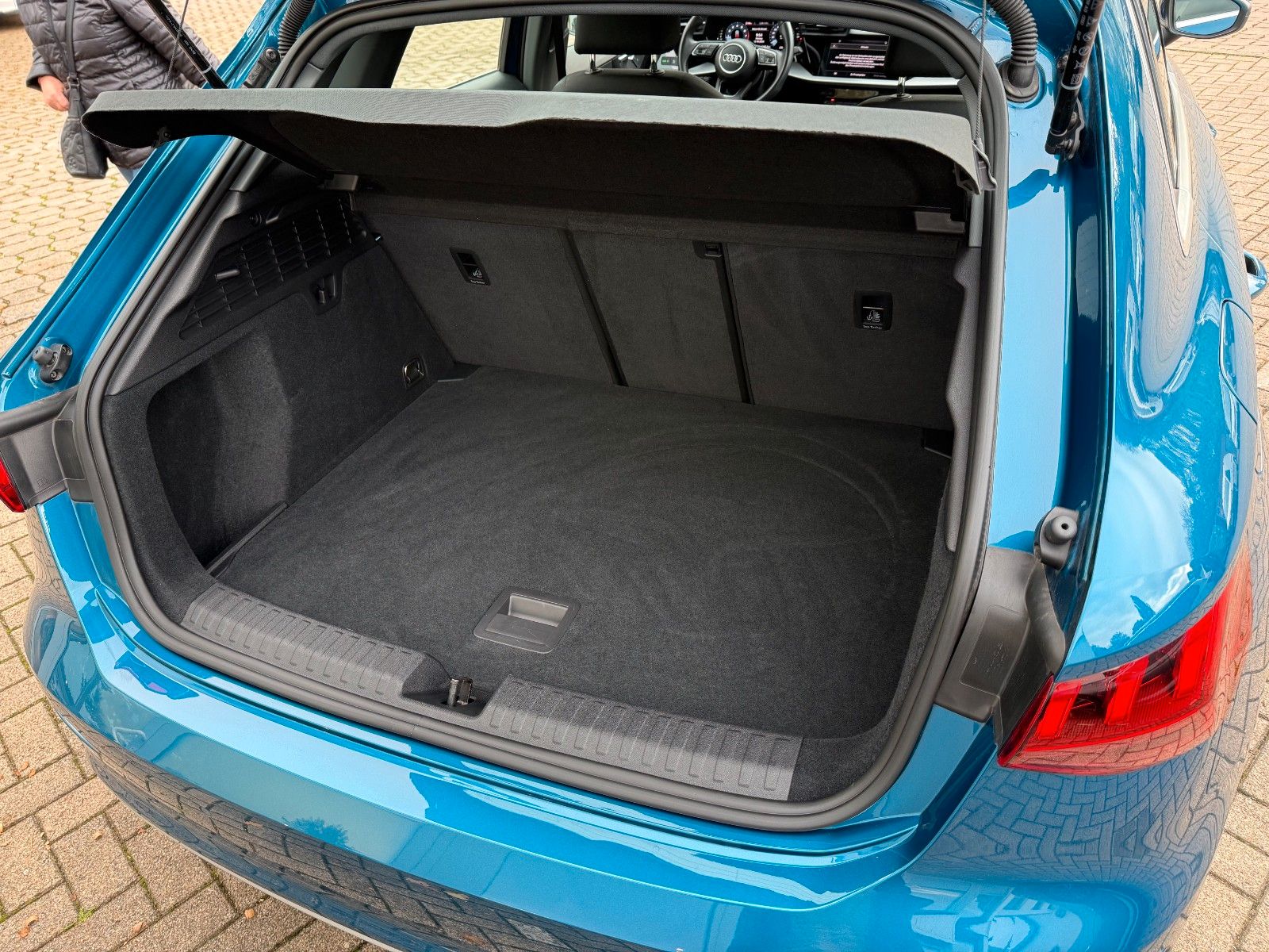 Fahrzeugabbildung Audi A3 Sportback35TFSI advaMatrix,SHZ.APP,DSG,Headup