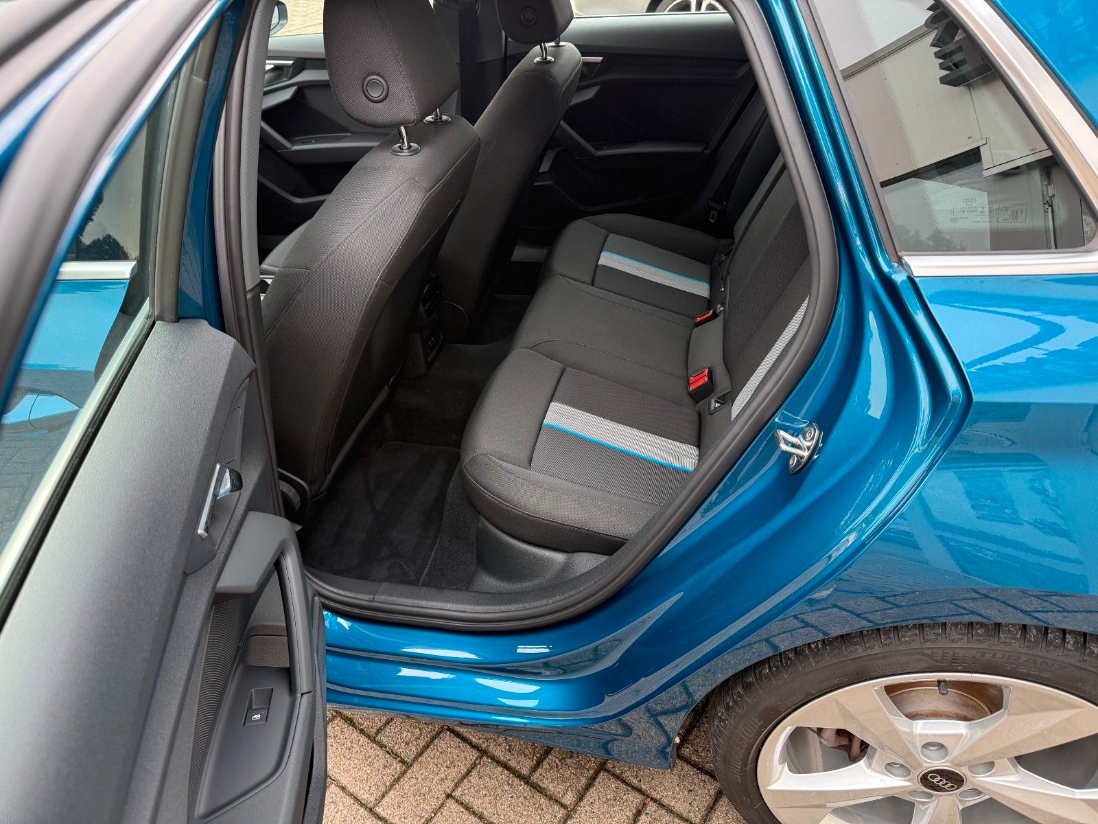 Fahrzeugabbildung Audi A3 Sportback35TFSI advaMatrix,SHZ.APP,DSG,Headup