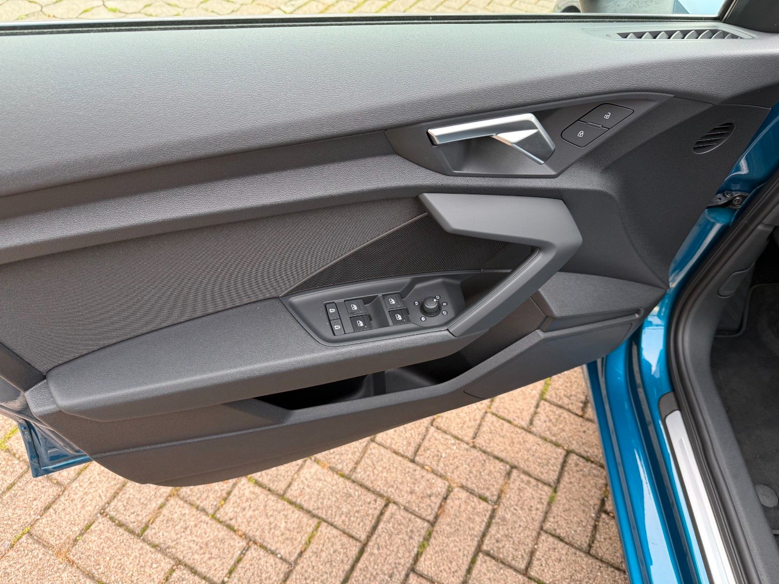 Fahrzeugabbildung Audi A3 Sportback35TFSI advaMatrix,SHZ.APP,DSG,Headup