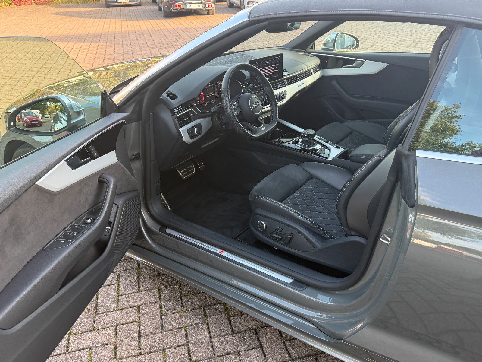 Fahrzeugabbildung Audi S5 Cabriolet 3.0TFSI quattroMatrix,App,Leder,SHZ