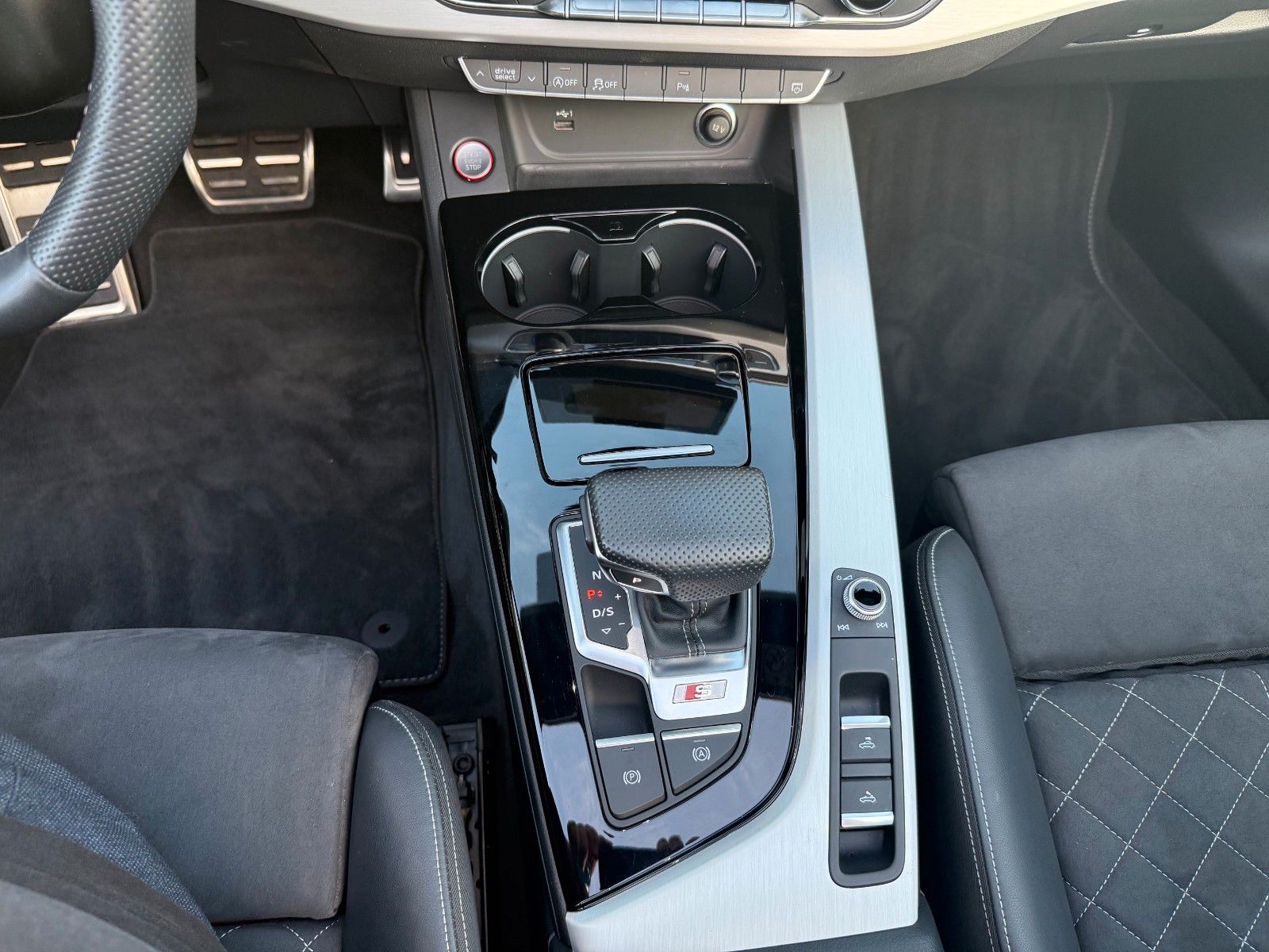 Fahrzeugabbildung Audi S5 Cabriolet 3.0TFSI quattroMatrix,App,Leder,SHZ