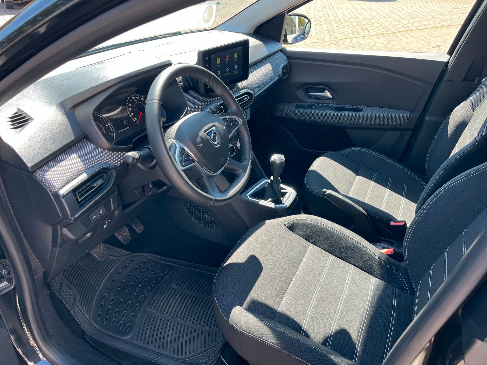 Fahrzeugabbildung Dacia Sandero III Comfort +Sitzheizung/LED+