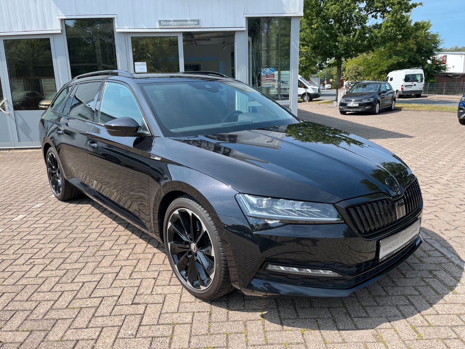 SKODA Superb Combi Sportline 4x4 +Standheizung/AHK+